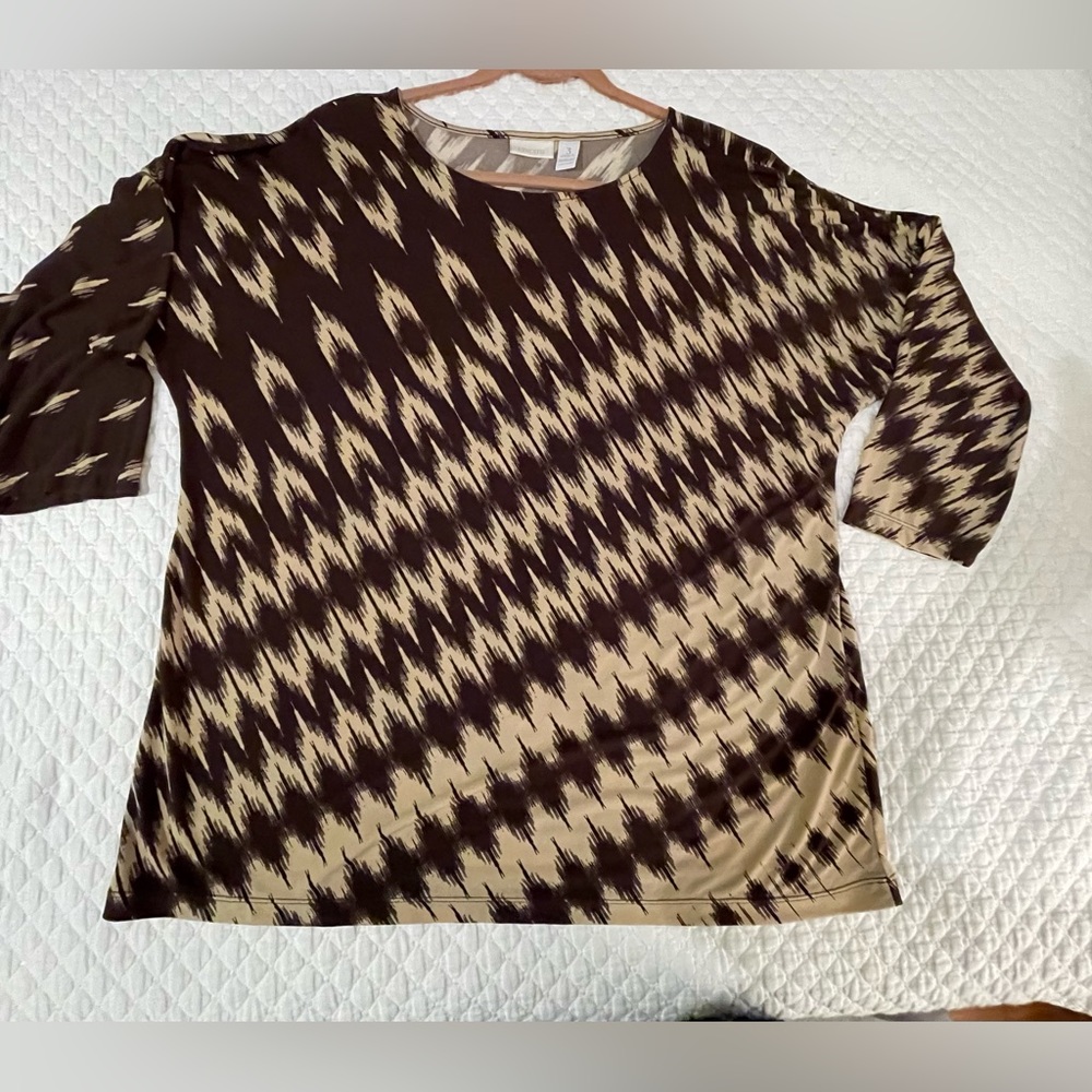 Chicos new without tags size 3 top